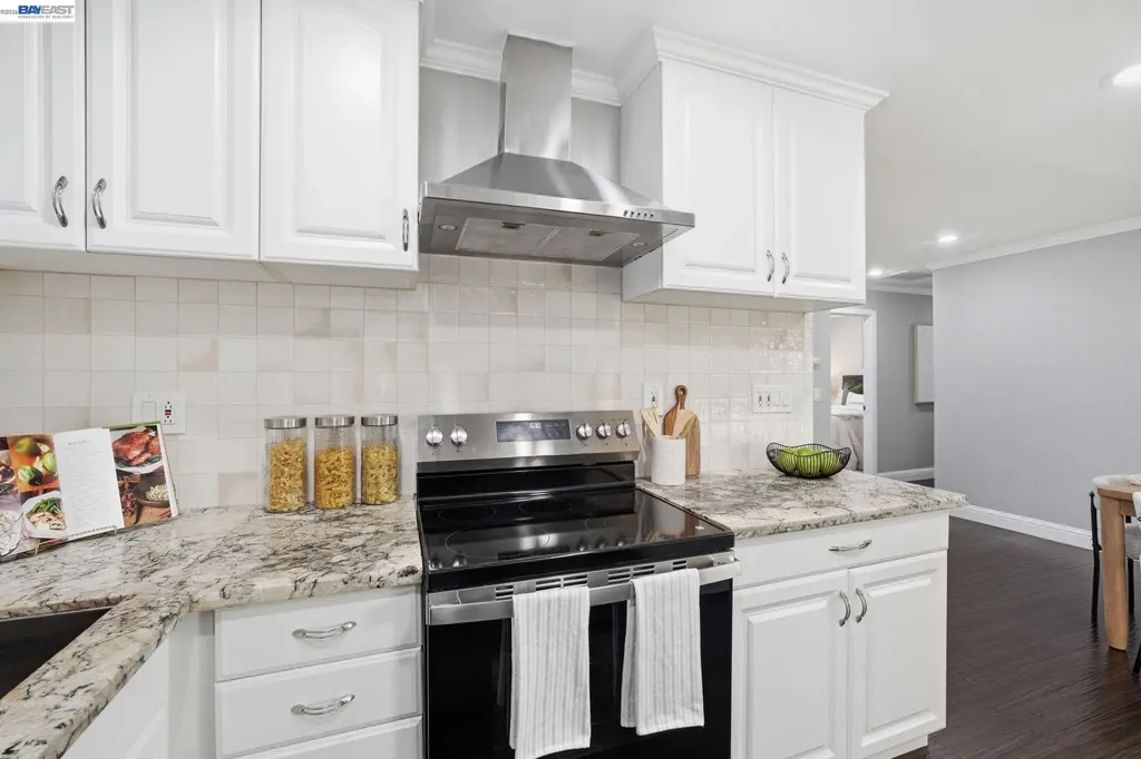 6221 Broadway Avenue Newark CA 94560