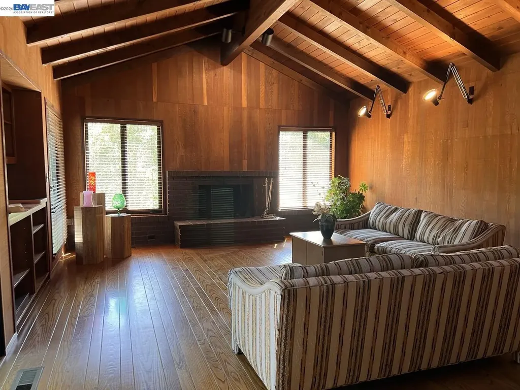 274 Orchard Road Orinda CA 94563