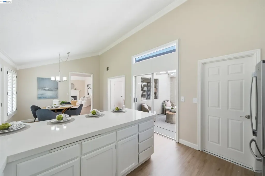 86 Snyder Way Fremont CA 94536