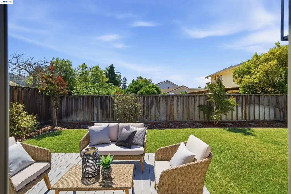 86 Snyder Way Fremont CA 94536