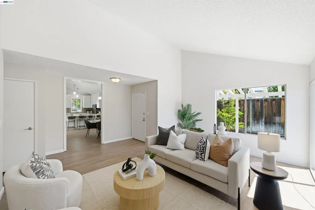86 Snyder Way Fremont CA 94536