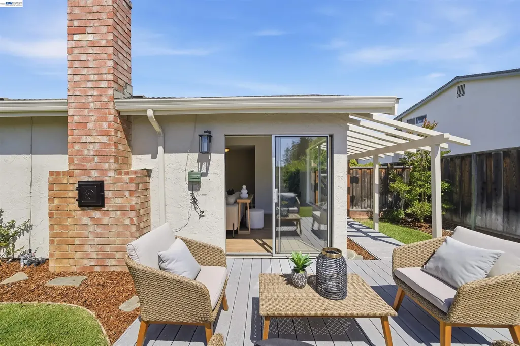 86 Snyder Way Fremont CA 94536