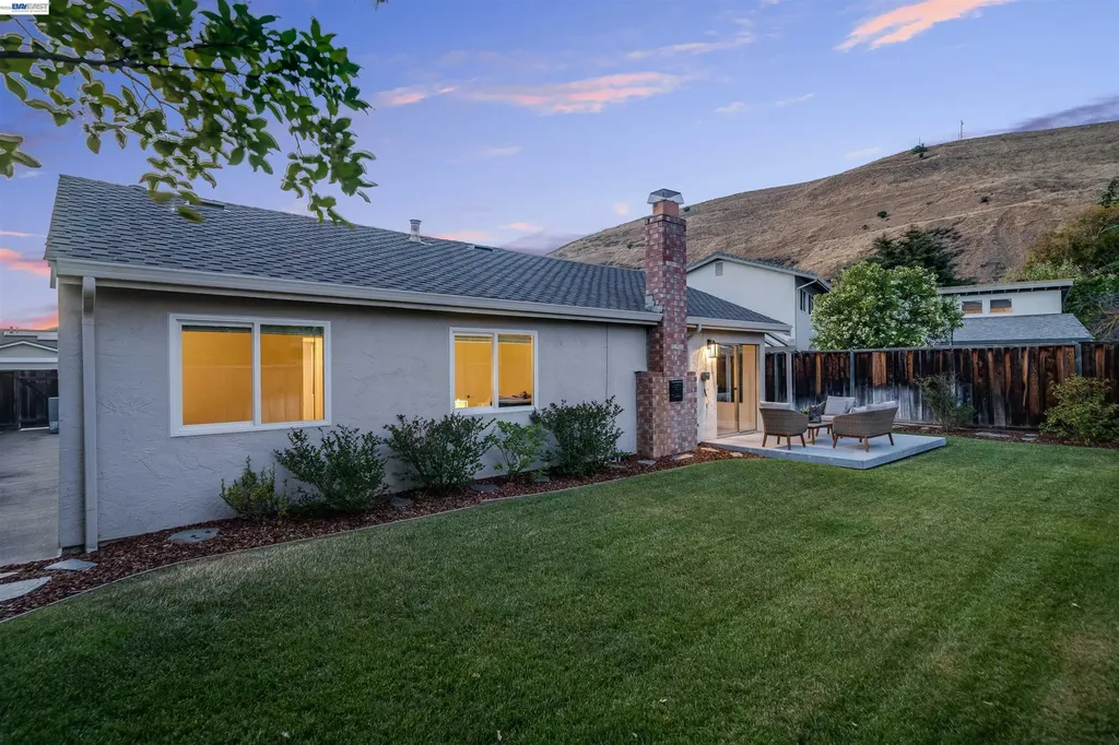 86 Snyder Way Fremont CA 94536