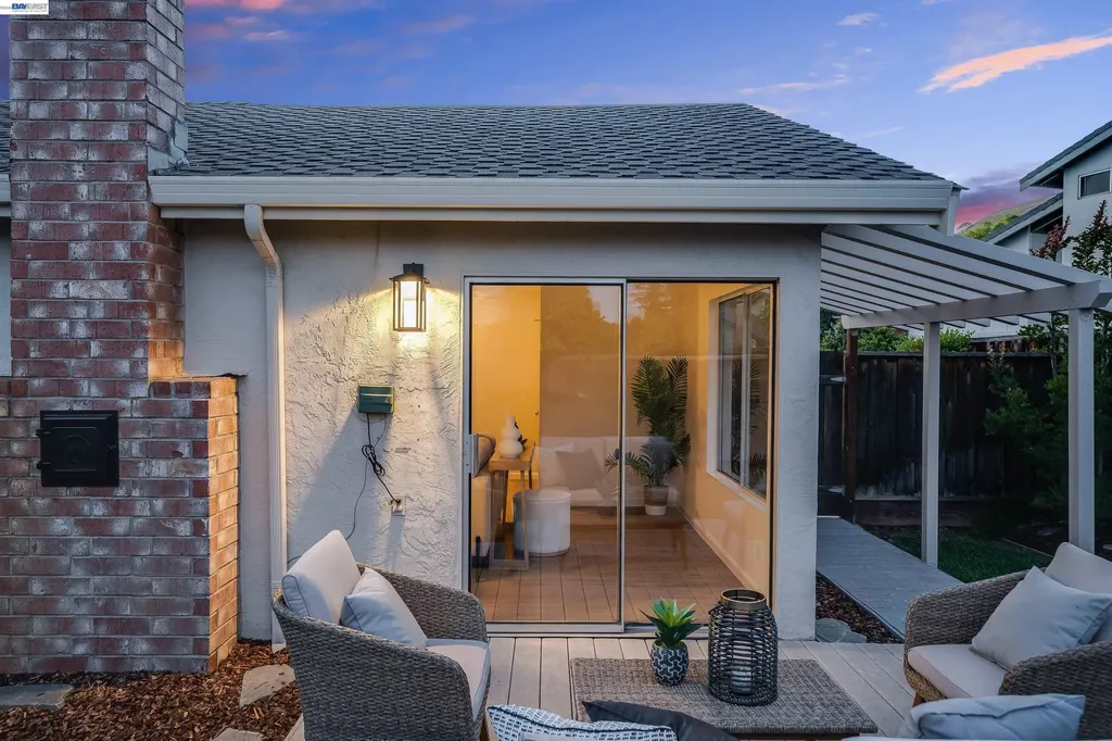 86 Snyder Way Fremont CA 94536