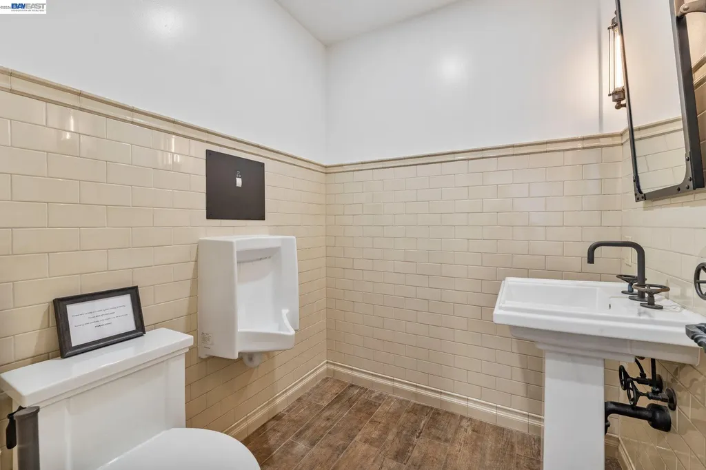 1080 Finley Danville CA 94588
