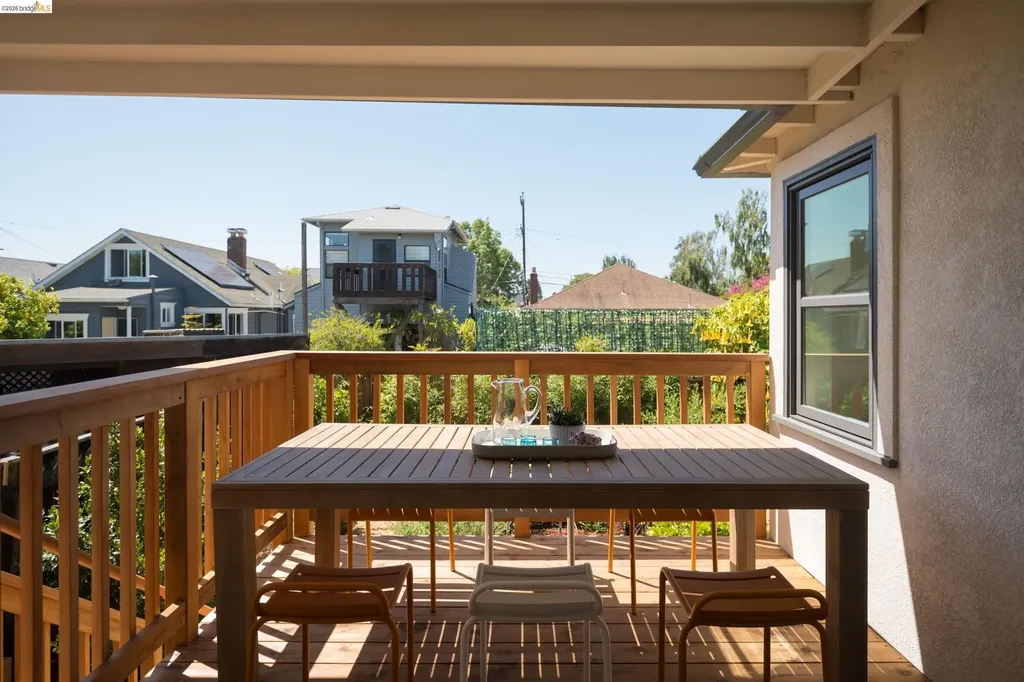 463 44th Street Oakland CA 94609