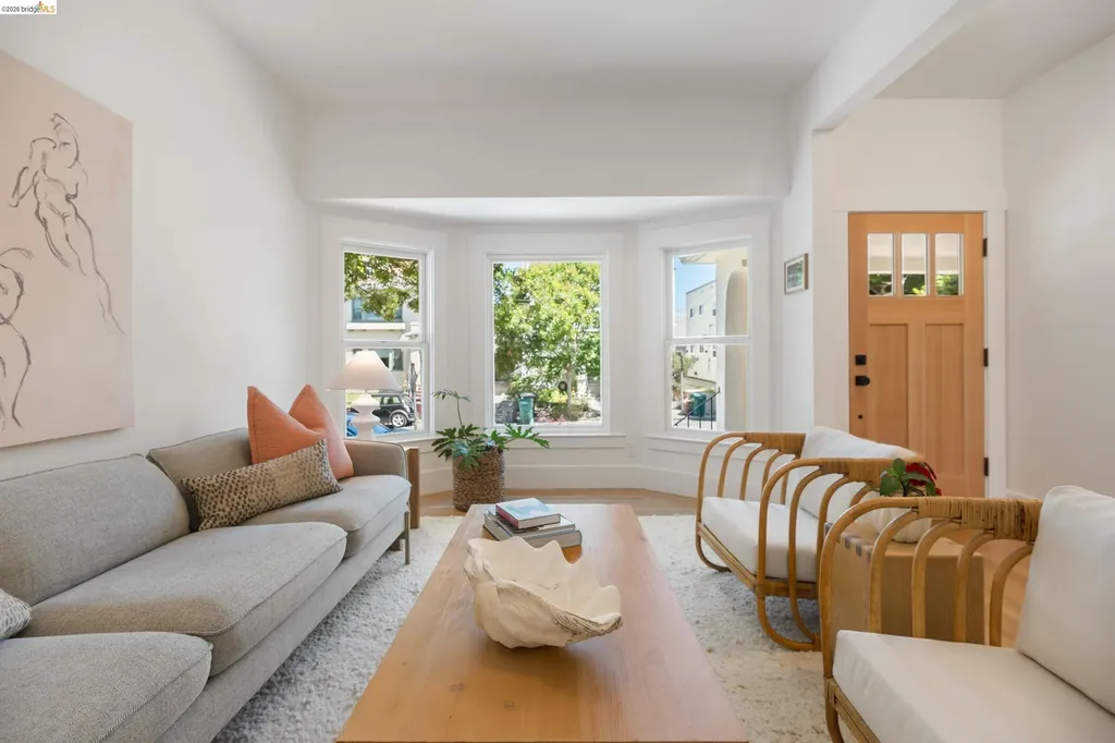 463 44th Street Oakland CA 94609