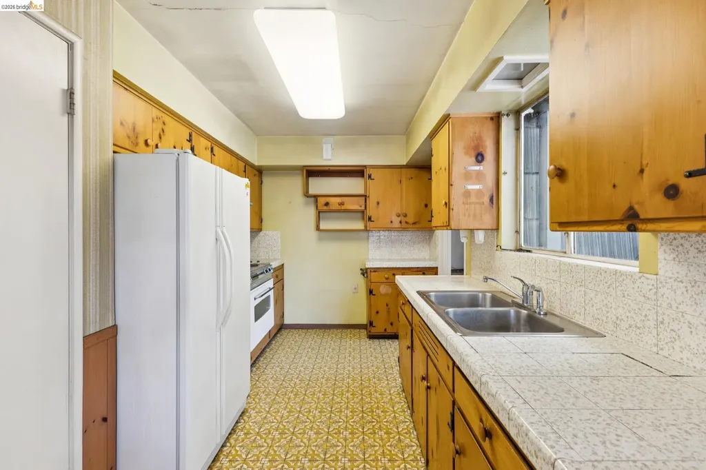1035 Oak Grove Road Concord CA 94518