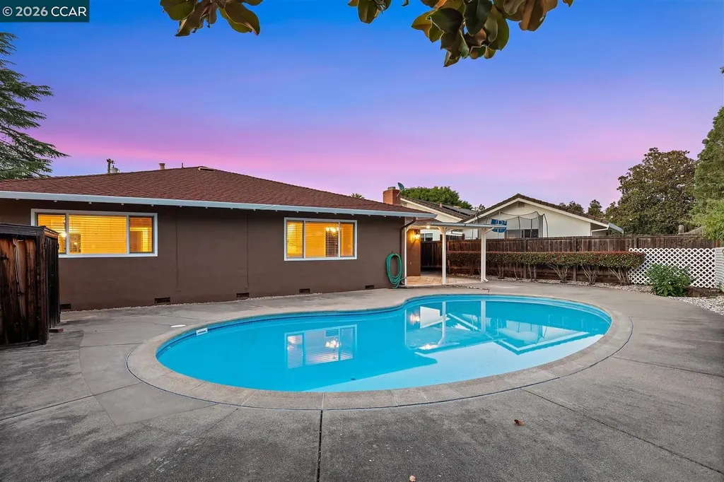 55 Ceemar Court Concord CA 94519