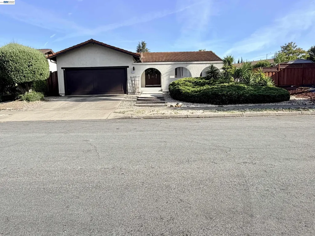 40701 Penn Lane Fremont CA 94538