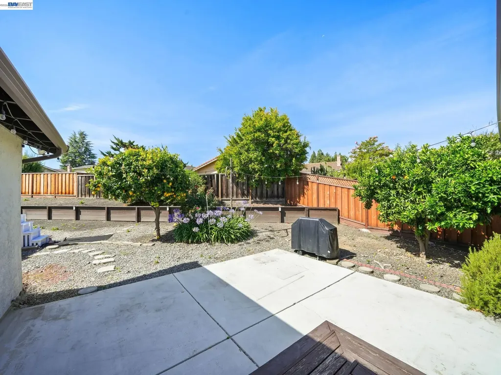 40701 Penn Lane Fremont CA 94538
