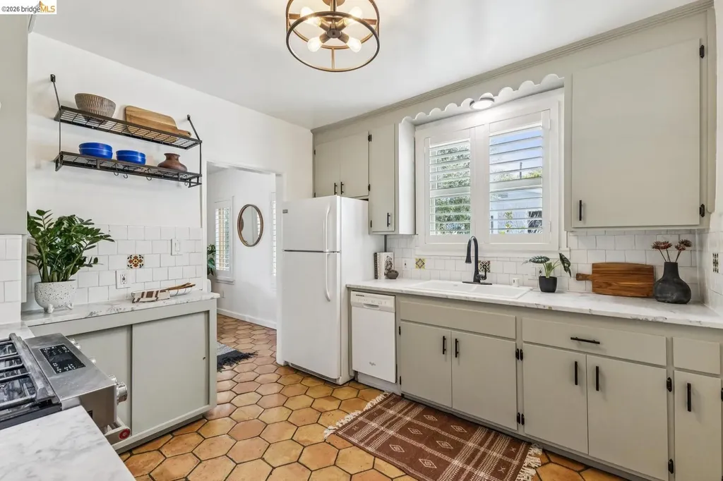 3535 Suter Street Oakland CA 94619
