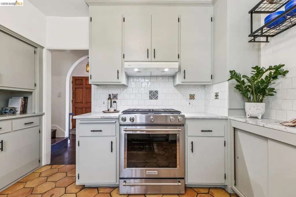3535 Suter Street Oakland CA 94619