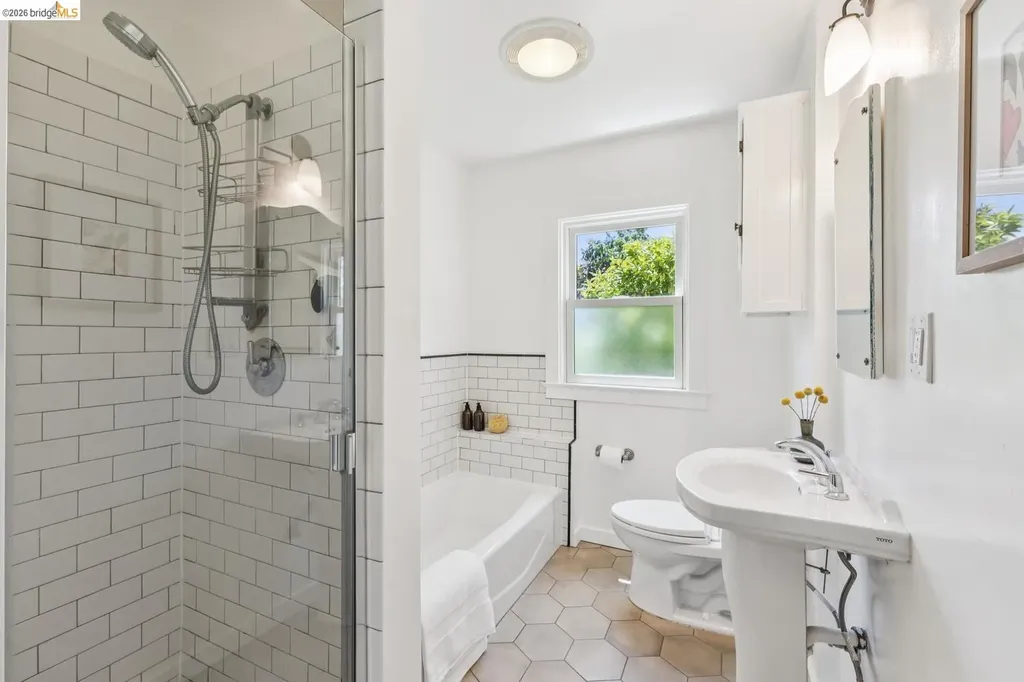 3535 Suter Street Oakland CA 94619