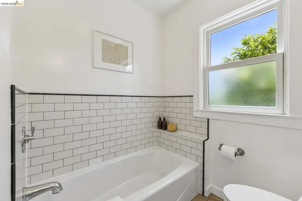 3535 Suter Street Oakland CA 94619