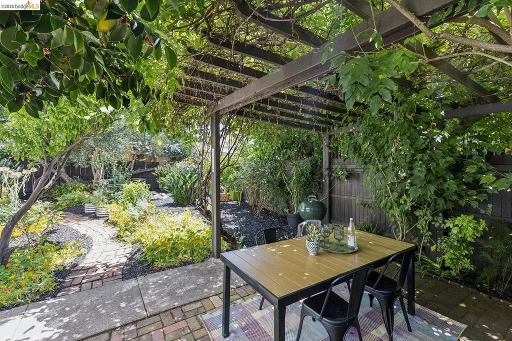 3535 Suter Street Oakland CA 94619