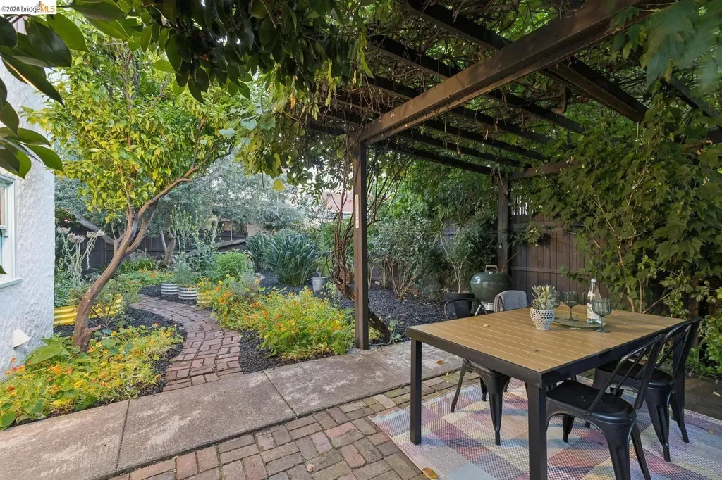 3535 Suter Street Oakland CA 94619
