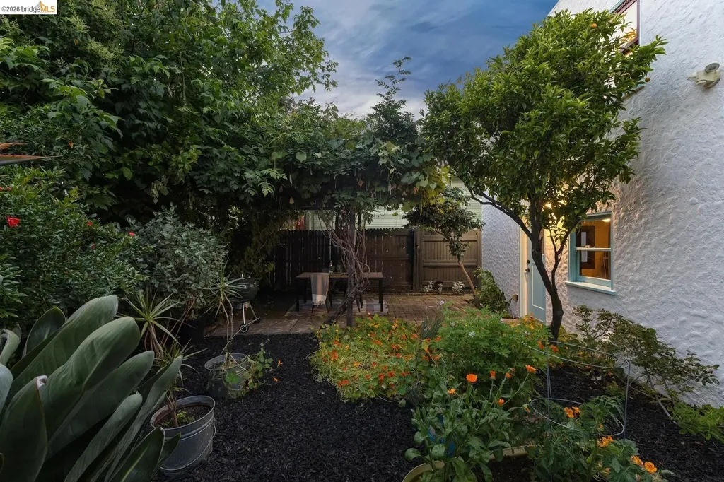 3535 Suter Street Oakland CA 94619