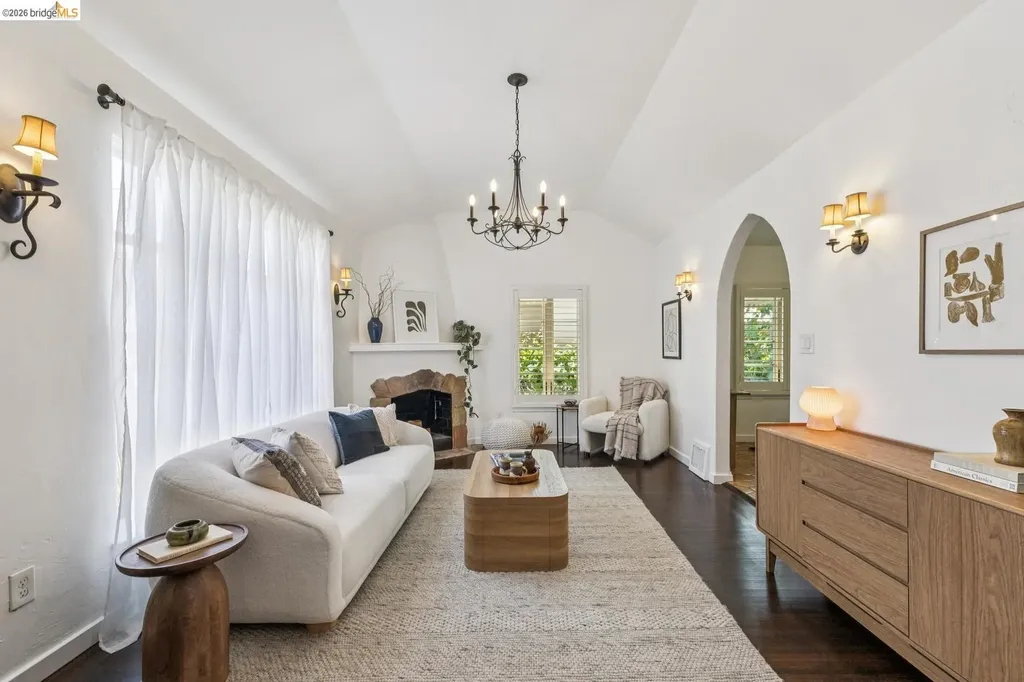 3535 Suter Street Oakland CA 94619