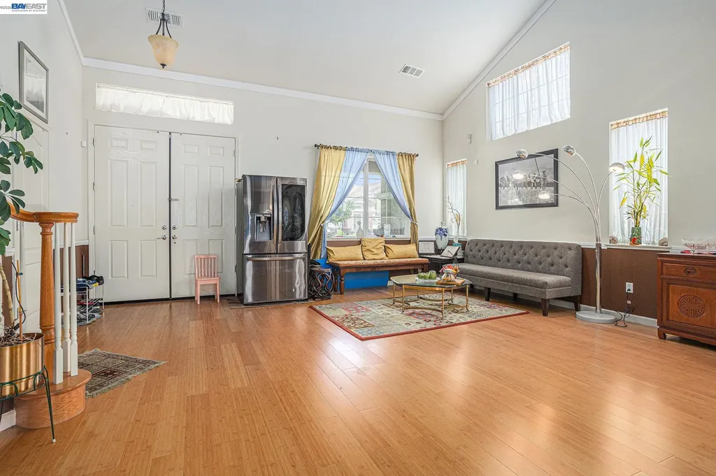 3614 Skypark Place Richmond CA 94806