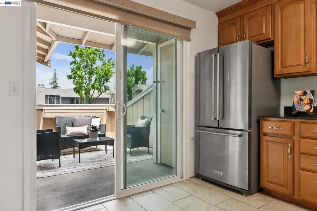 26 Raintree Court Hayward CA 94544