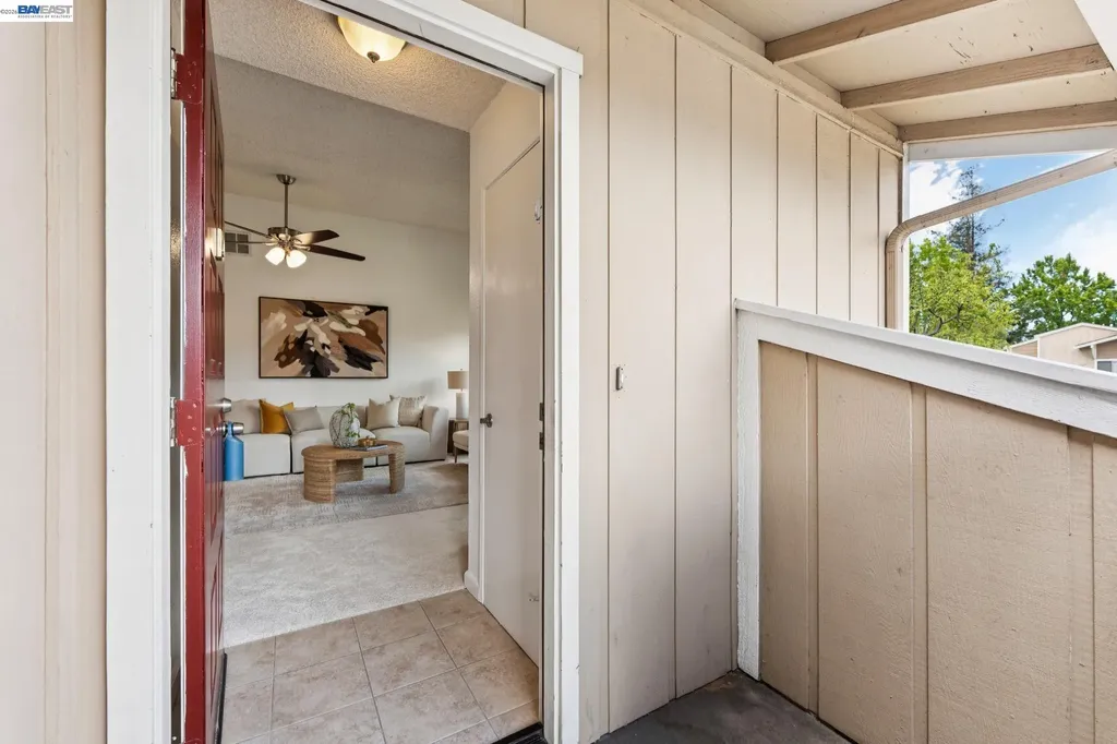 26 Raintree Court Hayward CA 94544
