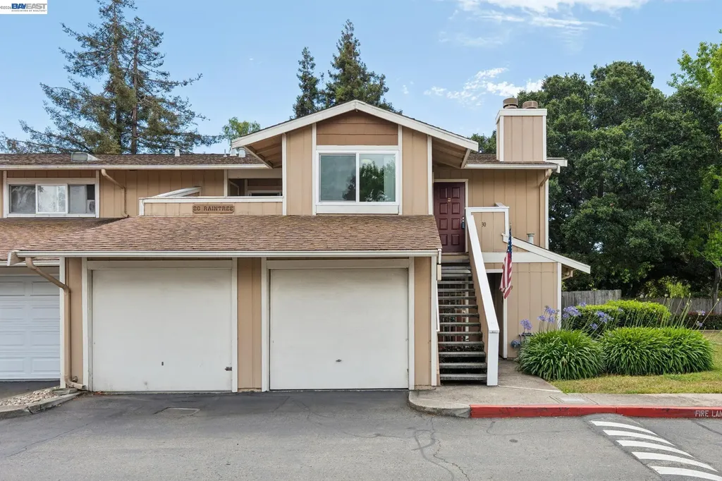 26 Raintree Court Hayward CA 94544