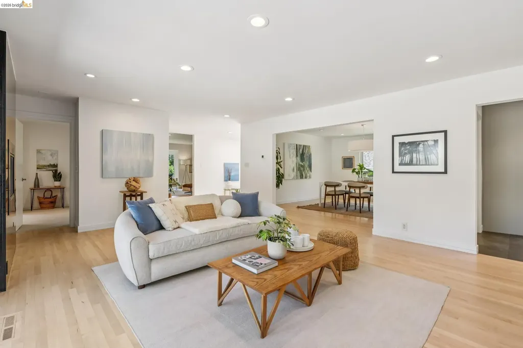 11 Huntleigh Road Piedmont CA 94611