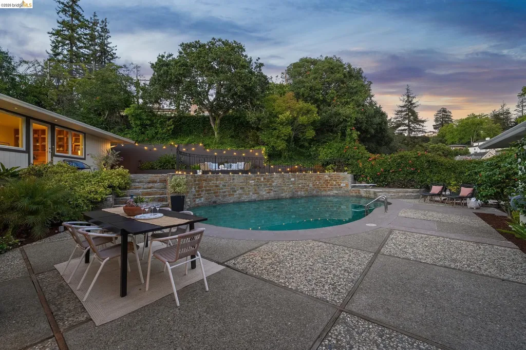11 Huntleigh Road Piedmont CA 94611