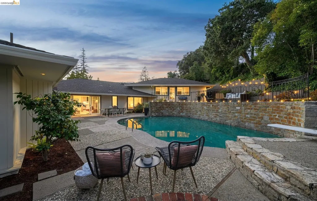 11 Huntleigh Road Piedmont CA 94611