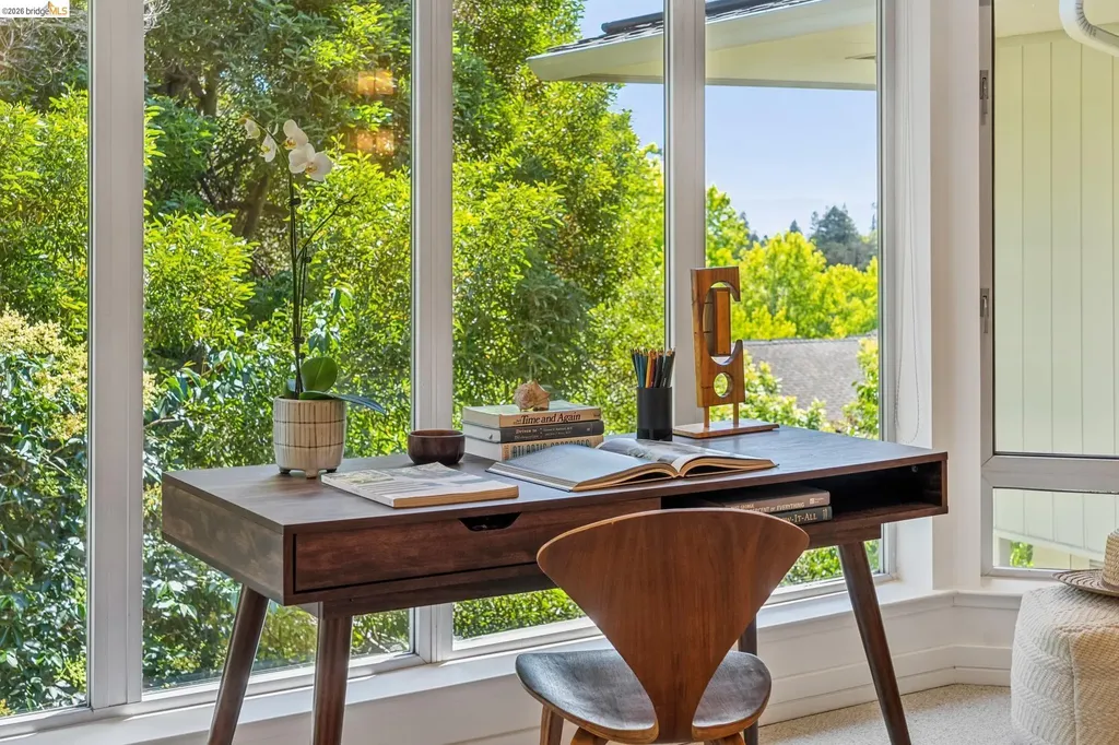 11 Huntleigh Road Piedmont CA 94611