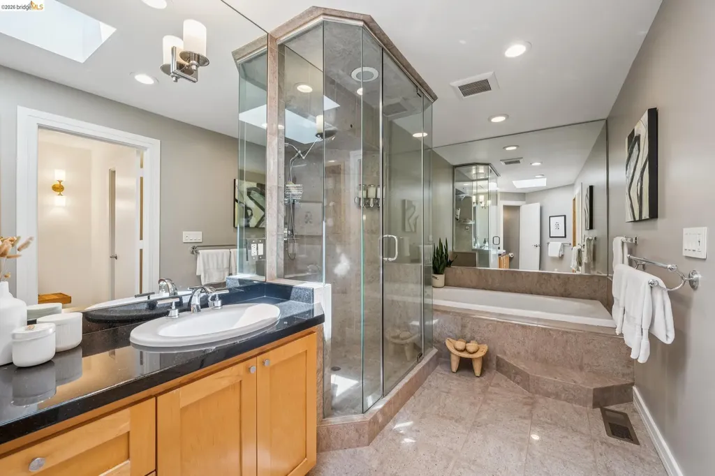 11 Huntleigh Road Piedmont CA 94611