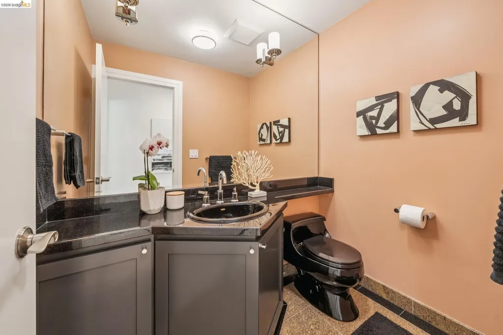 11 Huntleigh Road Piedmont CA 94611
