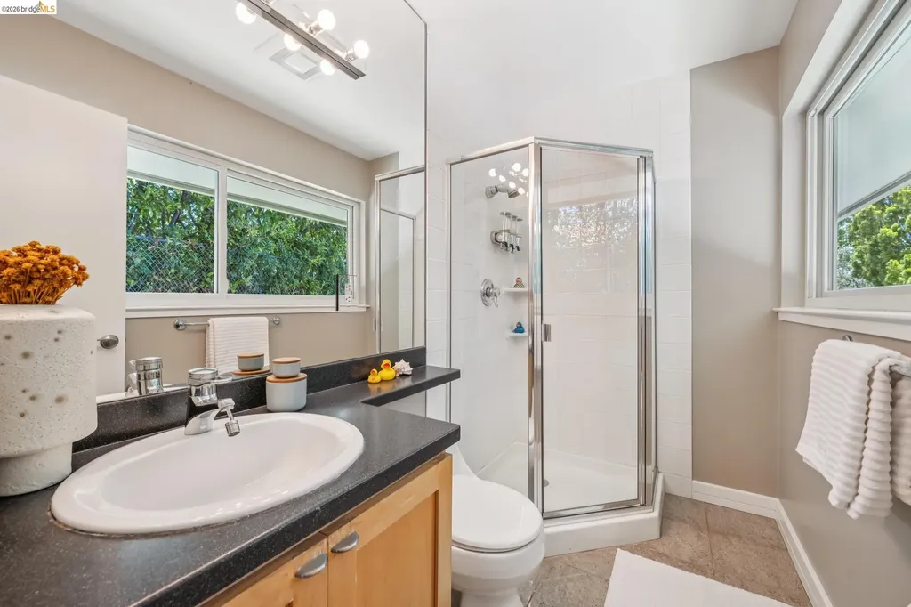 11 Huntleigh Road Piedmont CA 94611