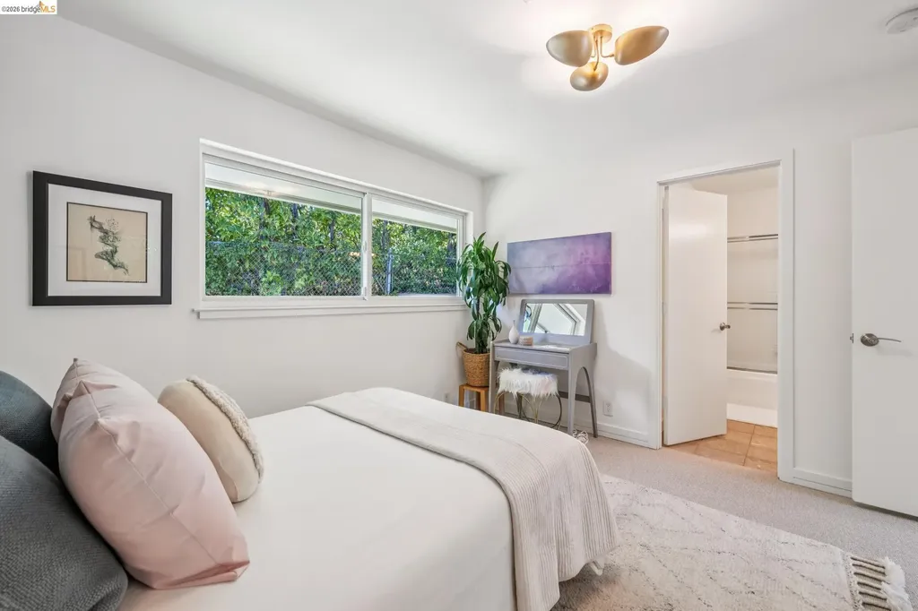 11 Huntleigh Road Piedmont CA 94611