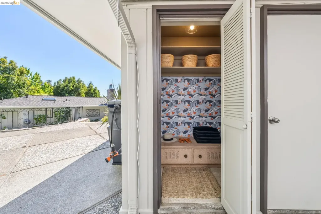 11 Huntleigh Road Piedmont CA 94611