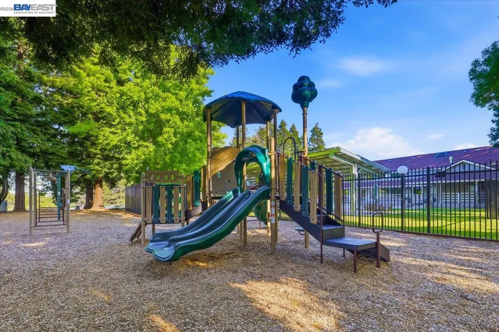 44 Summer Hill Court Danville CA 94526