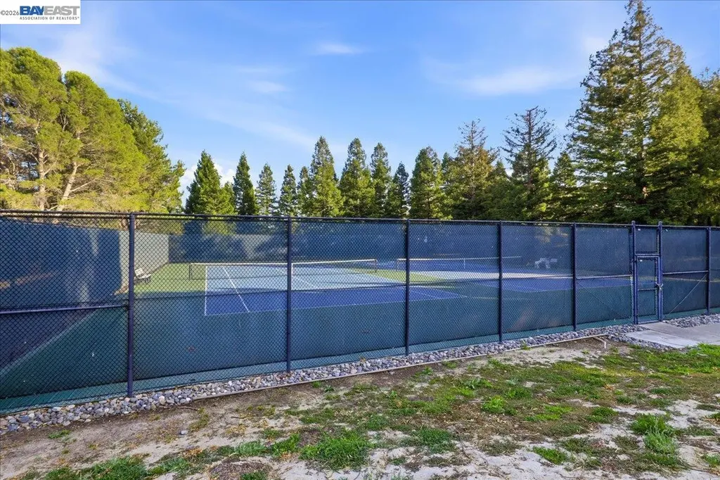 44 Summer Hill Court Danville CA 94526