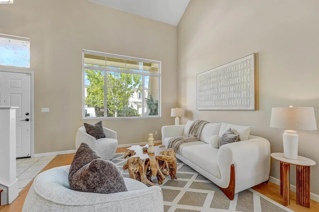 24986 Silverthorne Place Hayward CA 94544