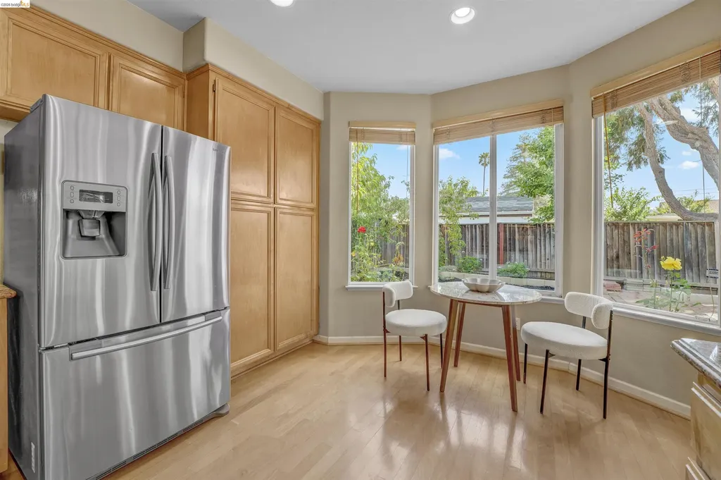 24986 Silverthorne Place Hayward CA 94544