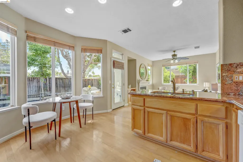 24986 Silverthorne Place Hayward CA 94544
