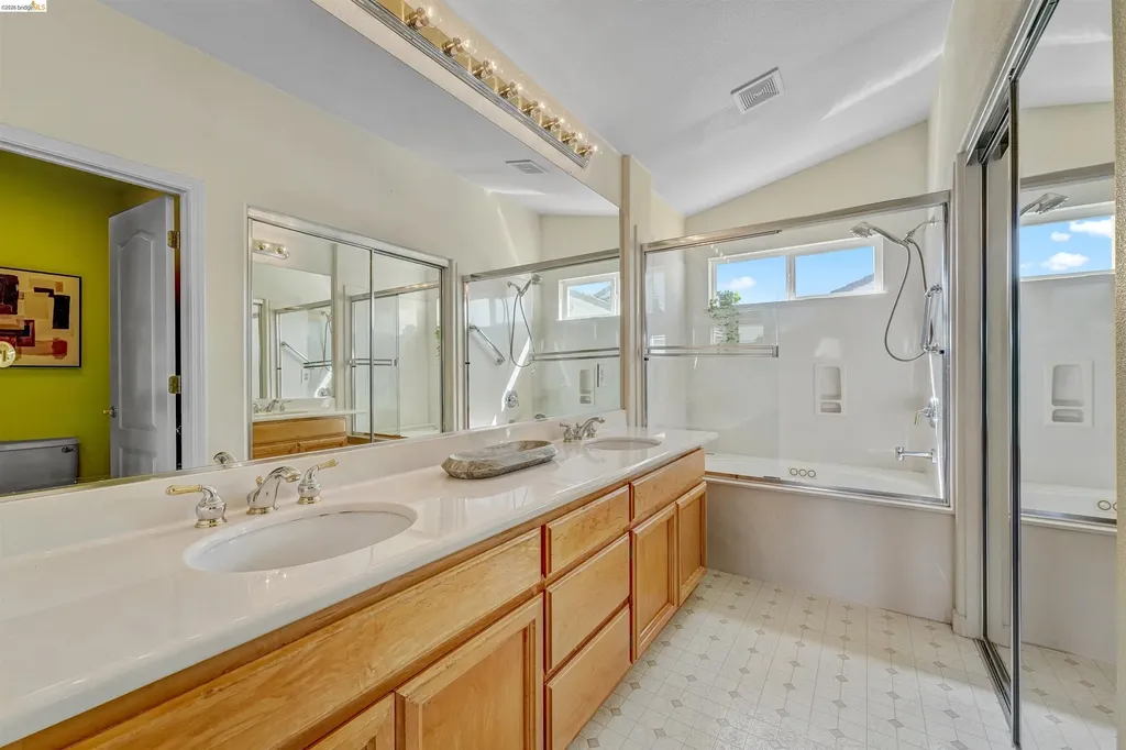 24986 Silverthorne Place Hayward CA 94544