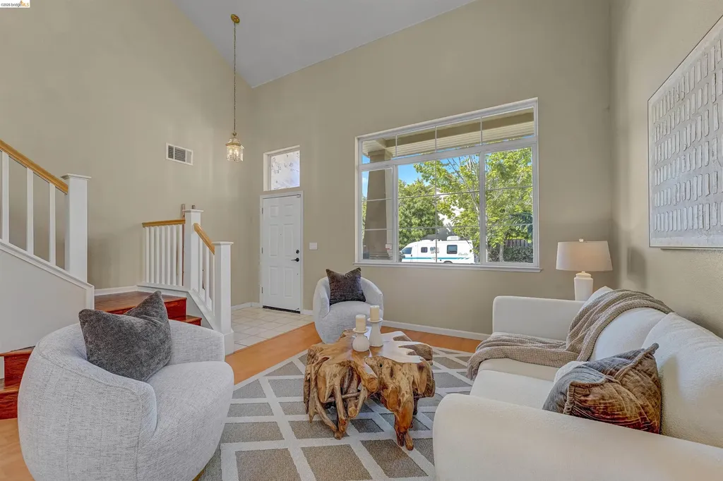 24986 Silverthorne Place Hayward CA 94544