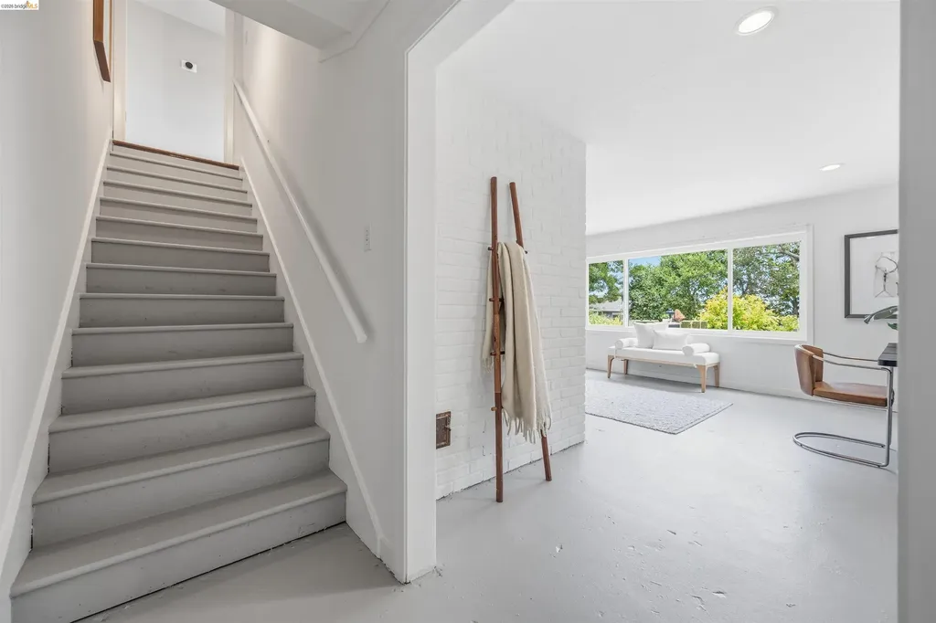 2527 Arlington Boulevard El Cerrito CA 94530
