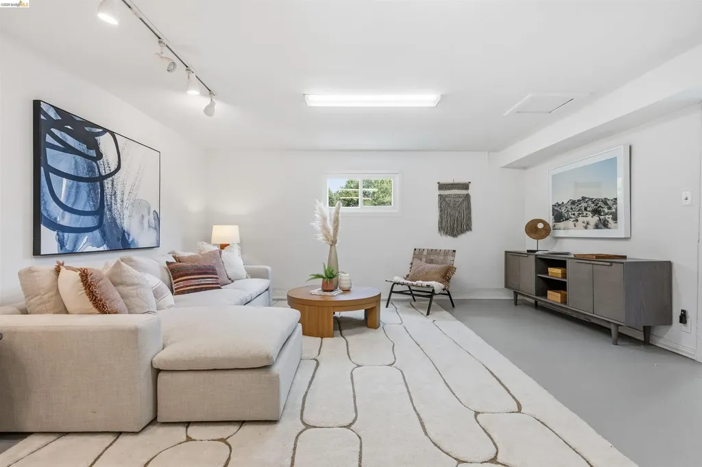 2527 Arlington Boulevard El Cerrito CA 94530