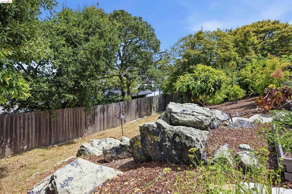 2527 Arlington Boulevard El Cerrito CA 94530