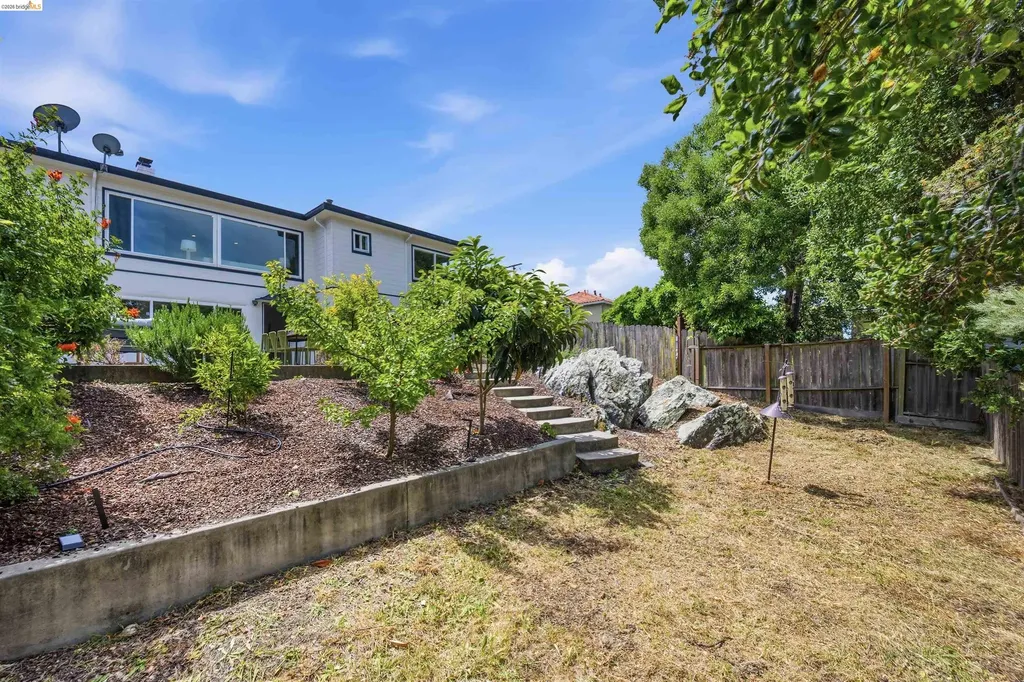 2527 Arlington Boulevard El Cerrito CA 94530