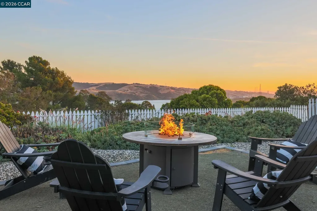274 James Court Benicia CA 94510