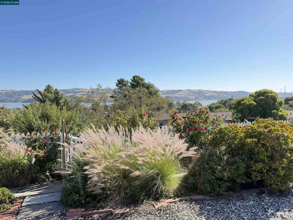 274 James Court Benicia CA 94510