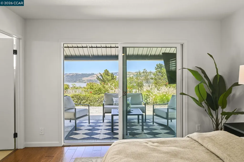 274 James Court Benicia CA 94510